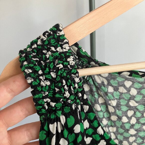 Leafy asymmetrical-neck tank with buttons - Picture 3 of 10